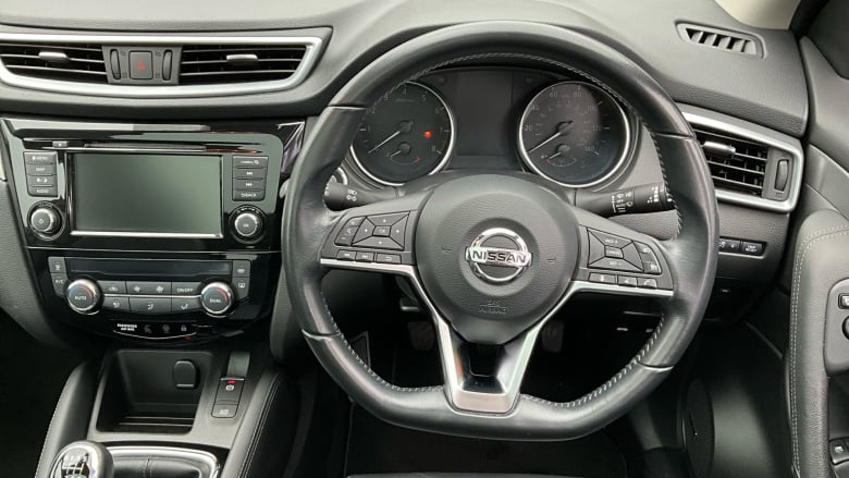 Nissan Qashqai 1.3 DiG-T Tekna 5dr Petrol Hatchback